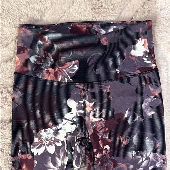 Balance Collection Purple and White Floral Leggings - Picture 2 of 3